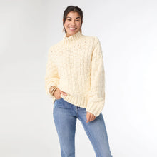 Load image into Gallery viewer, Kelok Chunky Loose Knit Sweater