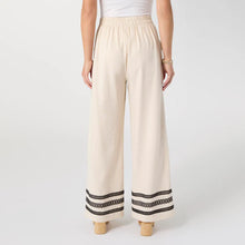 Load image into Gallery viewer, Isabelle Linen Pant w Crochet Trim
