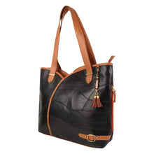 Load image into Gallery viewer, Umbra Hobo Handbag