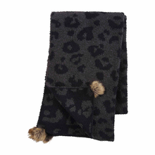 Load image into Gallery viewer, Leopard Chenille Scarf