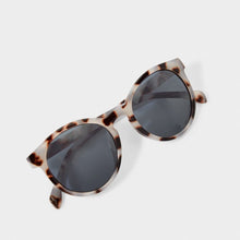 Load image into Gallery viewer, Sunglasses: Geneva - Pale Tortoiseshell