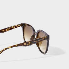 Load image into Gallery viewer, Sunglasses: Savannah - Brown Tortoiseshell